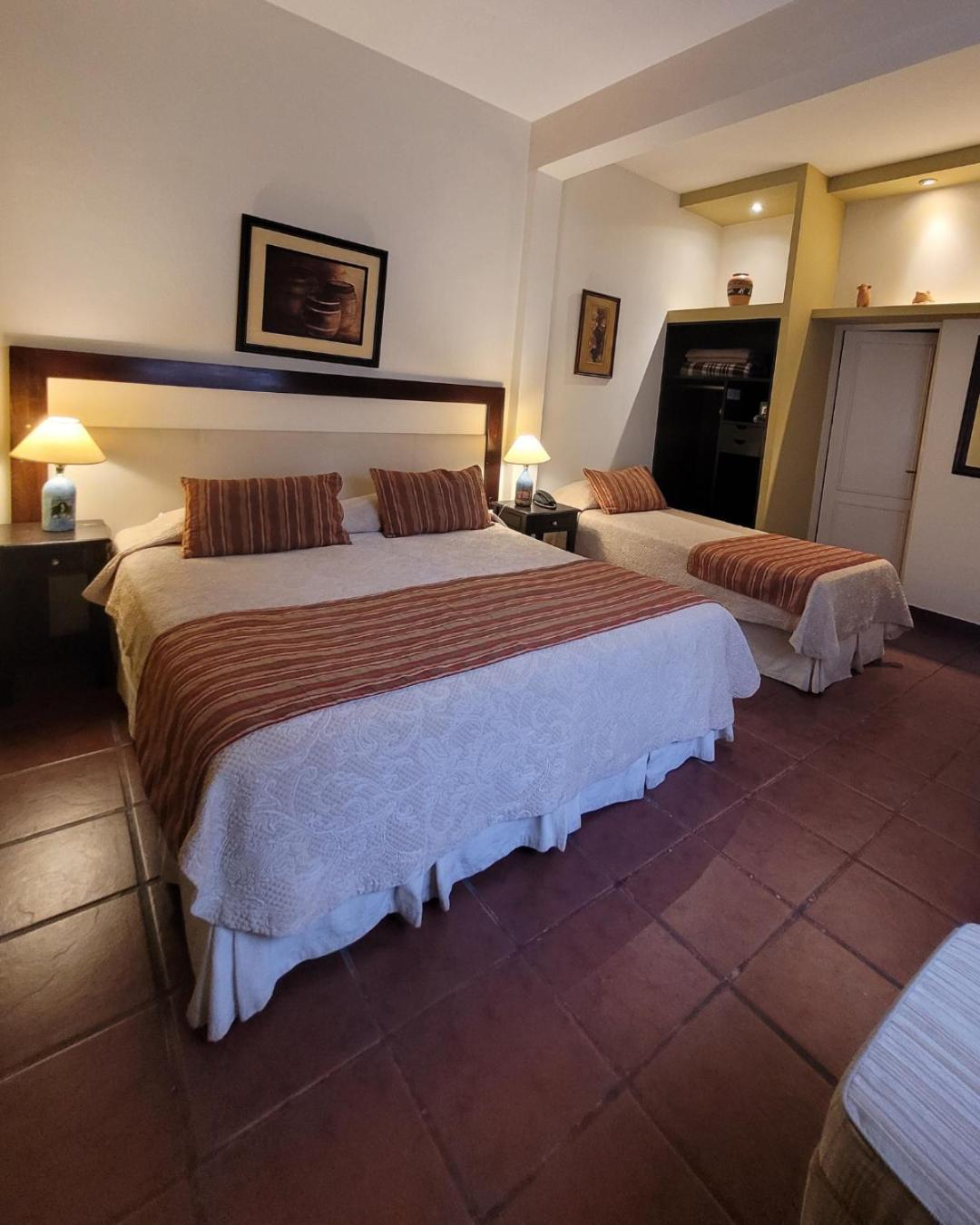 Delvino Boutique Hotel Сальта Екстер'єр фото